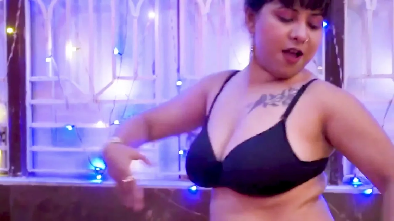 Dencer Tina Uncut